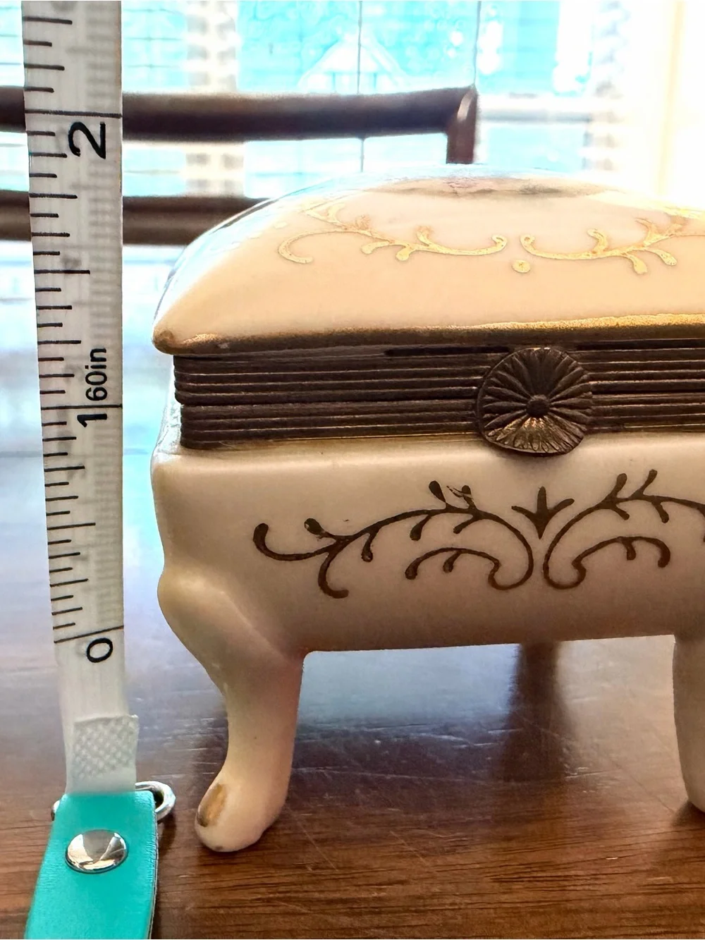 VTG Ardco Japan Porcelain Footed Trinket Box C1424